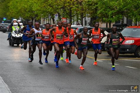 La maratona di Parigi 2019: un trionfo etiopico che ha segnato l'inizio di una nuova era per il running